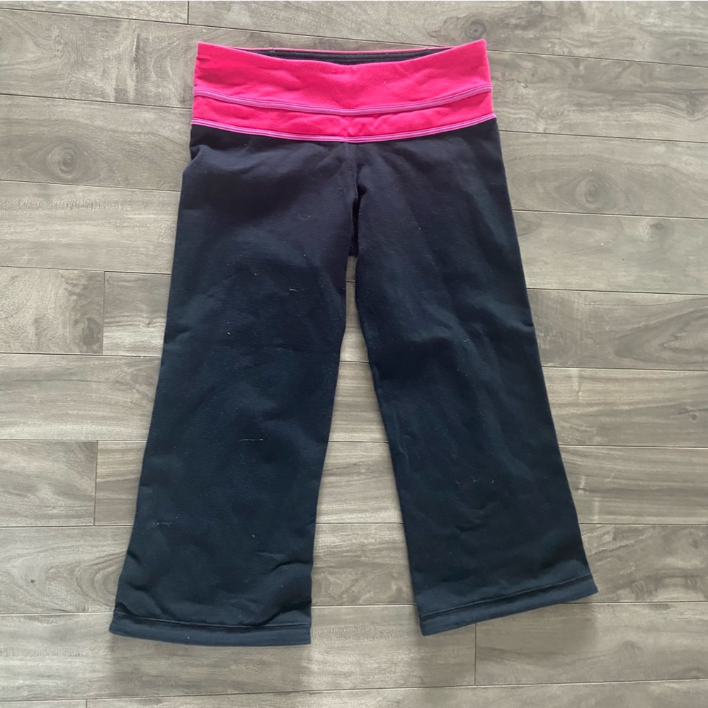 Lululemon Groove Crop Pants - Picture 5 of 8